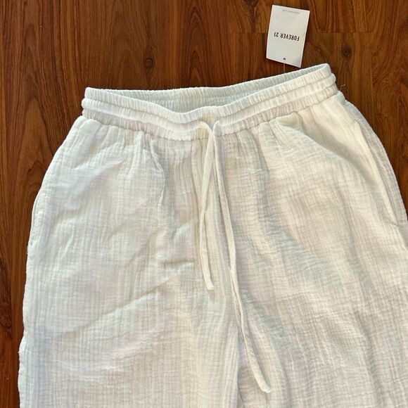 NWT Forever 21 white gauze wide leg beachy casual pants S - Picture 2 of 4